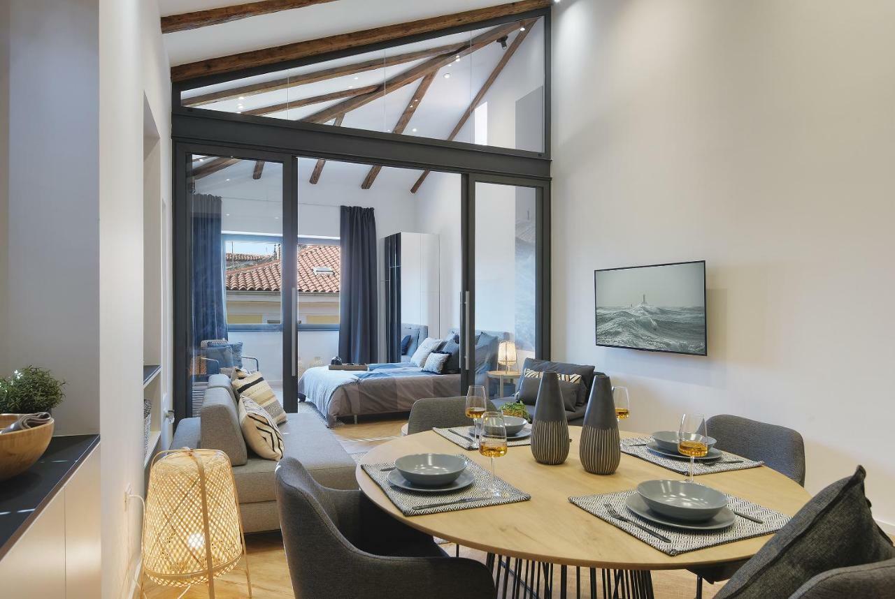 Luxury Apartment Jana With Private Parking PUY 외부 사진