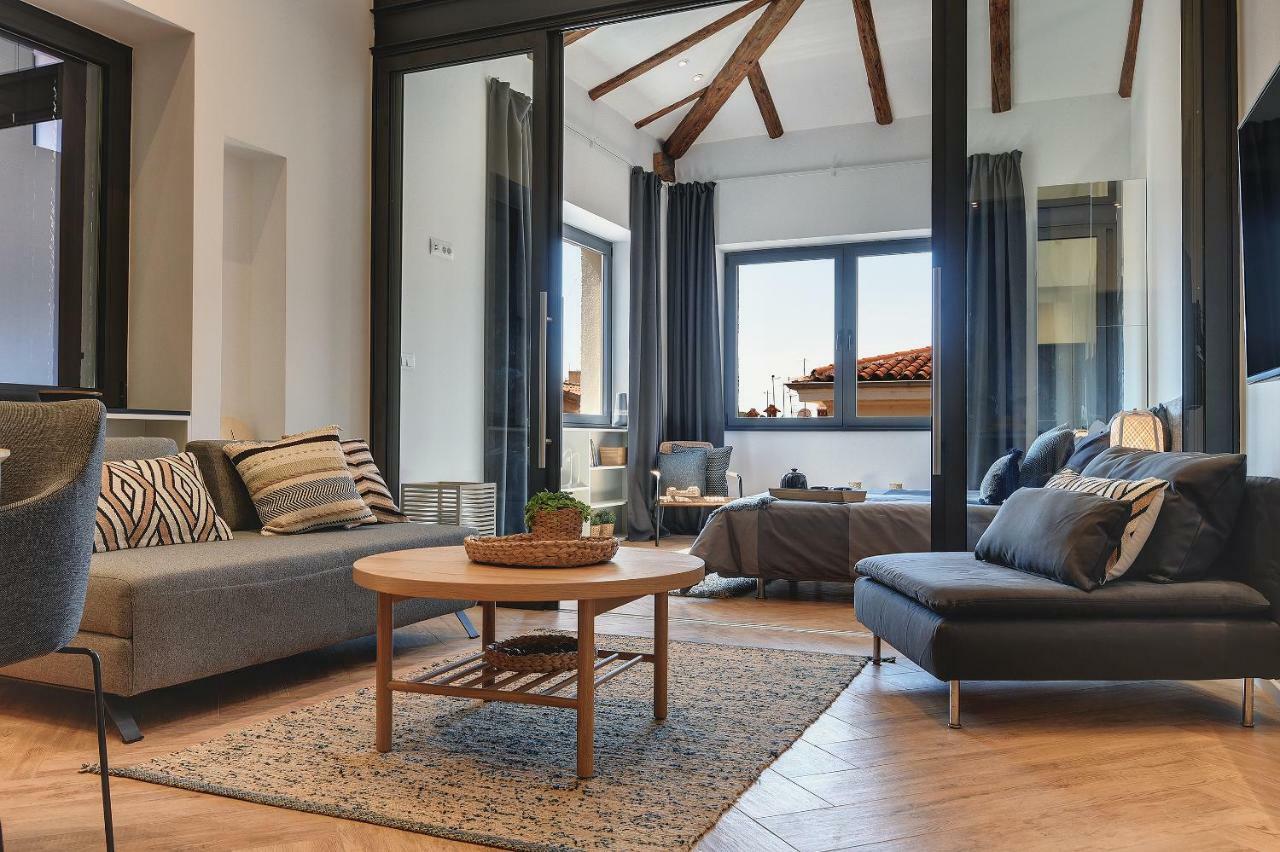 Luxury Apartment Jana With Private Parking PUY 외부 사진